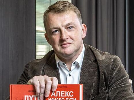 Коли світ визнав Росію божевільною, мамчині фашисти вигадали новий слоган: 