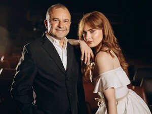 У Віктора Павліка – нова молода партнерка. Що кажуть у мережі про їхній 