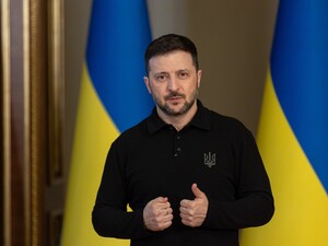 Україна частково відкриває експорт зброї – Зеленський