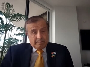 Ляпас Трампу, суперзброя США, дзвінок Сі Путіну. Інтерв'ю Гордона з Пінкусом. Відео