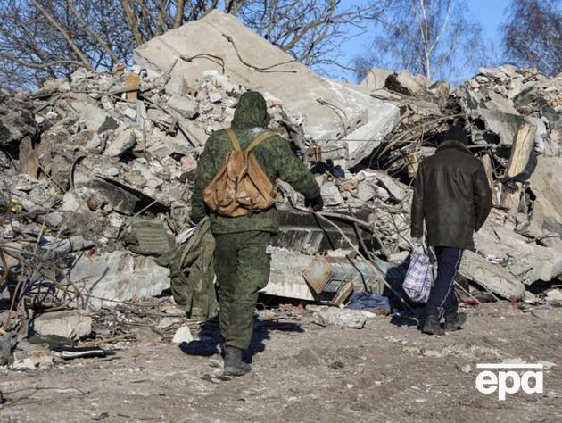 У Донецьку окупанти використовують борги, щоб скеровувати людей на фронт – ЦНС
