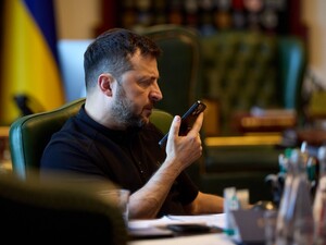 Зеленський: У Росії можуть перейти на паперову пошту, телеграф і коней. Так Путін відчуває себе знову молодим