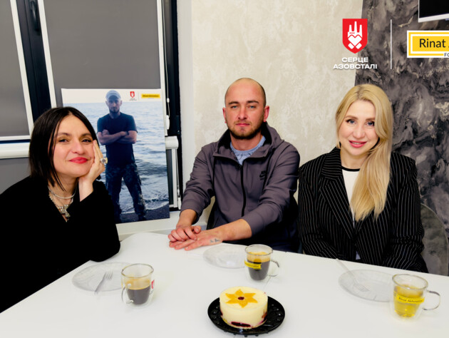 Захисник Маріуполя отримав квартиру від Фонду Ріната Ахметова й ГО 