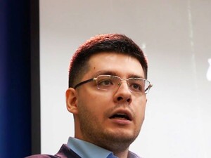 Арешт людей Кирієнка, мітинг у Москві, вторгнення в Естонію. Стрим Бацман із Демченком. Відео
