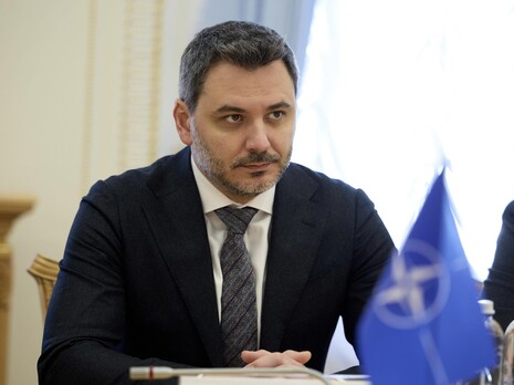 Україну хочуть позбавити унікального історичного шансу, який випадає раз на 100 років